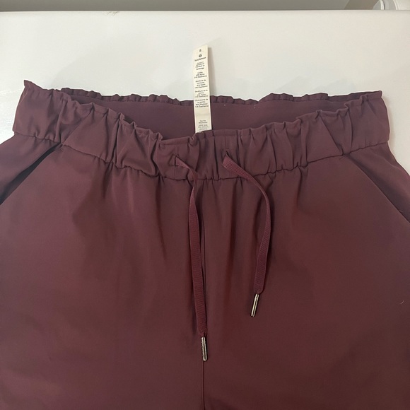 Lululemon Stretch 7/8 Pant | Size 8 - Picture 3 of 7